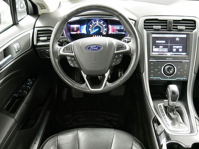 2014 Ford Fusion Titanium image 2