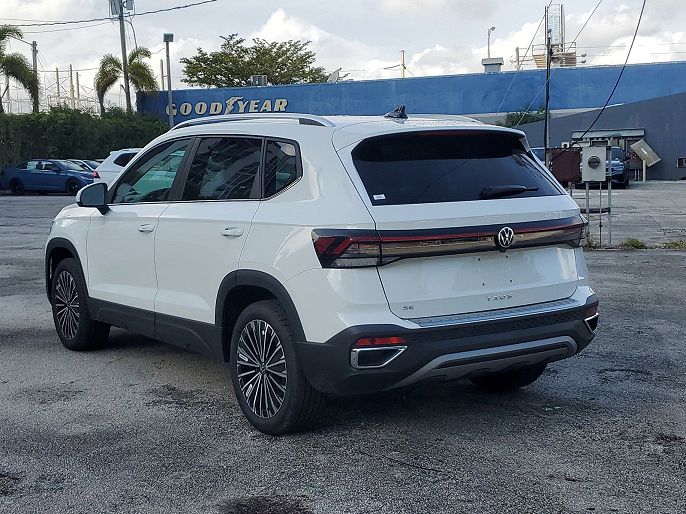 2025 Volkswagen Taos