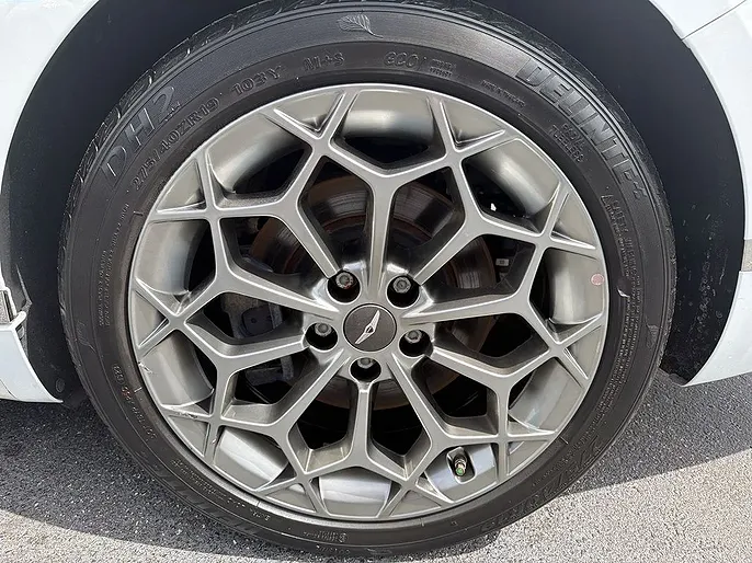 2021 Genesis G80