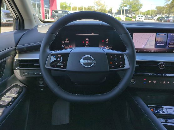 2025 Nissan Murano SL photo 11