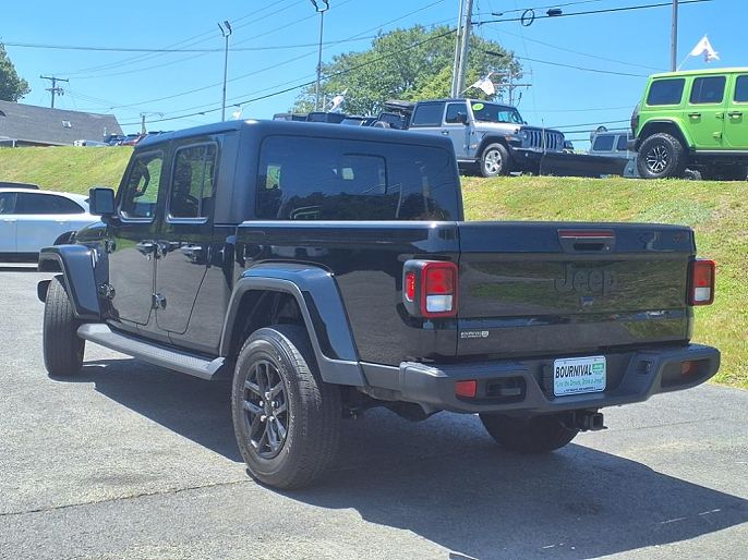 2022 Jeep Gladiator