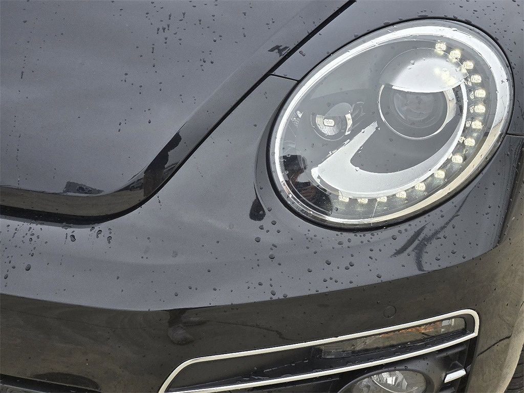 2019 Volkswagen Beetle Final Edition image 5