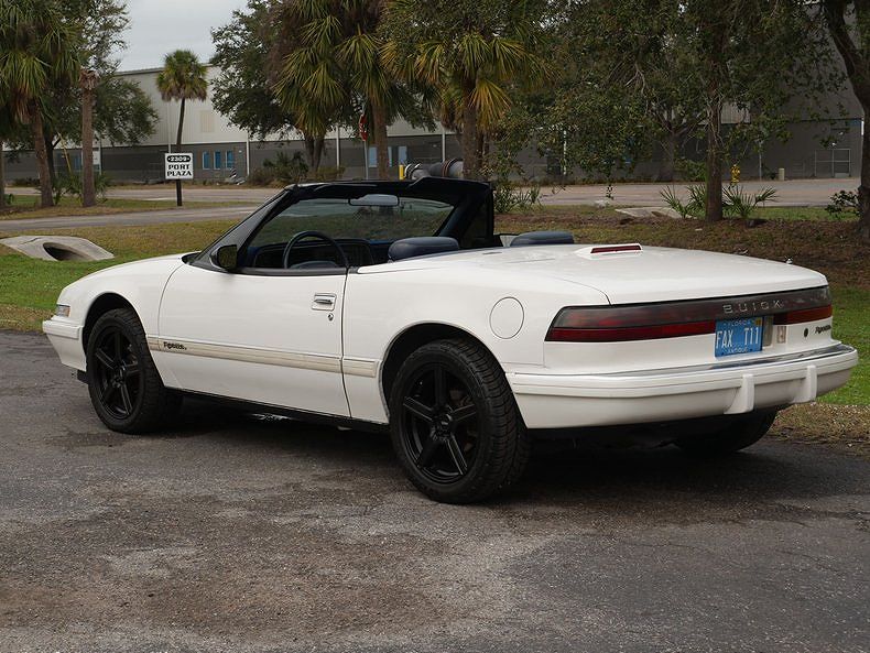 1990 Buick Reatta