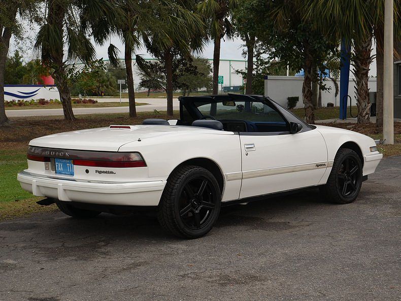 1990 Buick Reatta