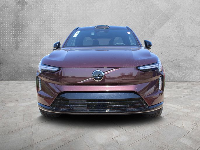 2025 Volvo EX90