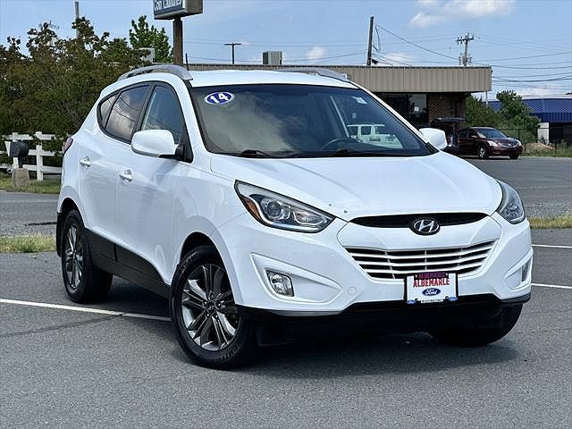 2014 Hyundai Tucson SE image 0