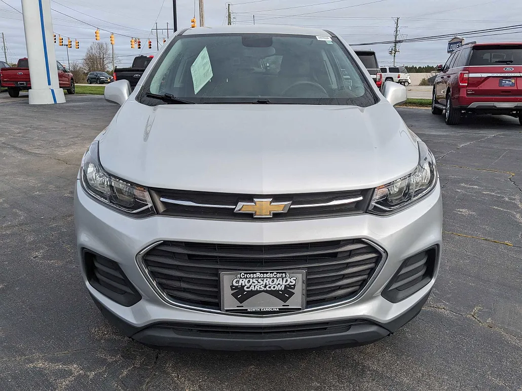 2019 Chevrolet Trax LS image 1
