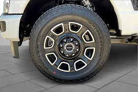 2025 Ford F-250