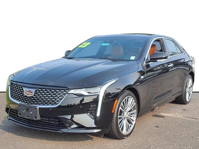2023 Cadillac CT4