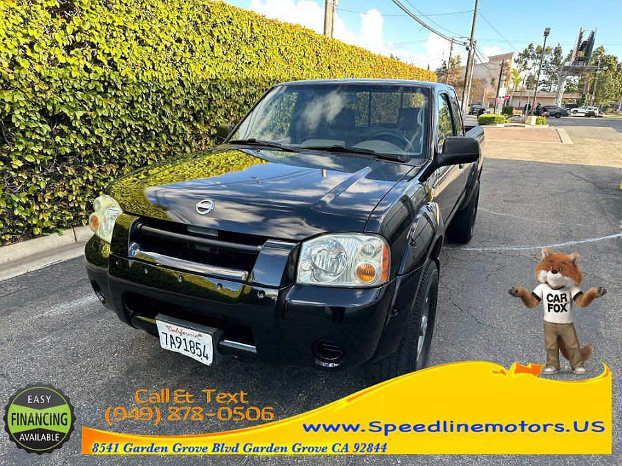 2002 Nissan Frontier XE image 2
