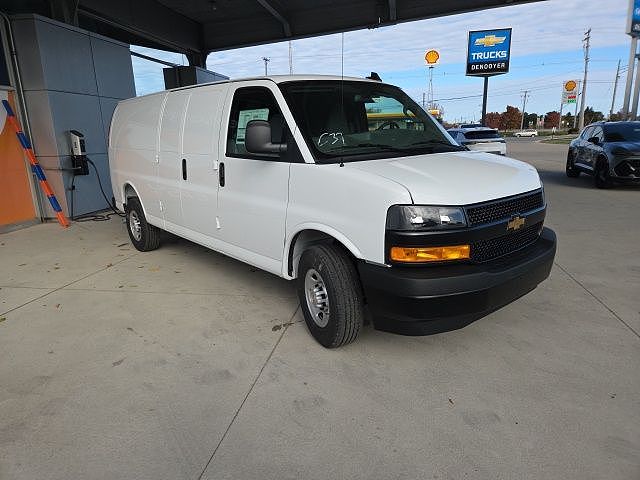 2025 Chevrolet Express