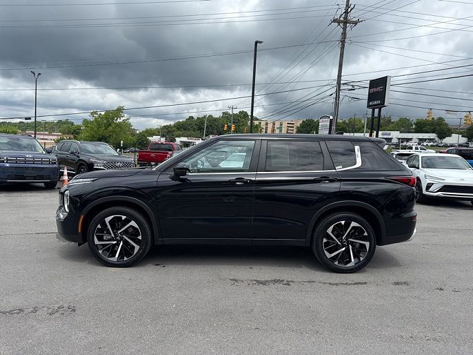 2024 Mitsubishi Outlander