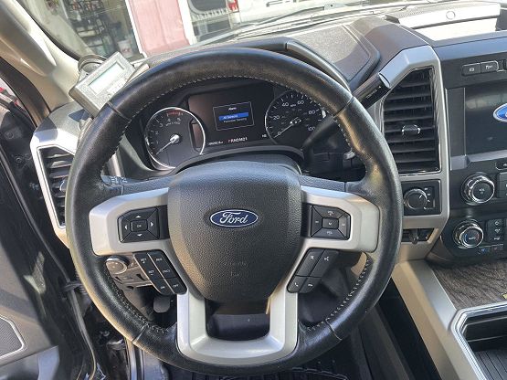 2019 Ford F-450 Lariat photo 11