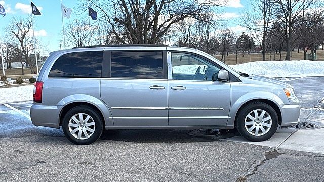 2015 Chrysler Town & Country