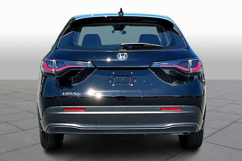 2024 Honda HR-V LX image 2