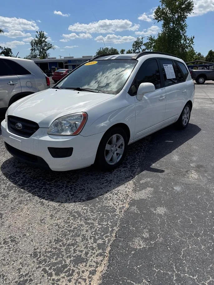 2008 Kia Rondo