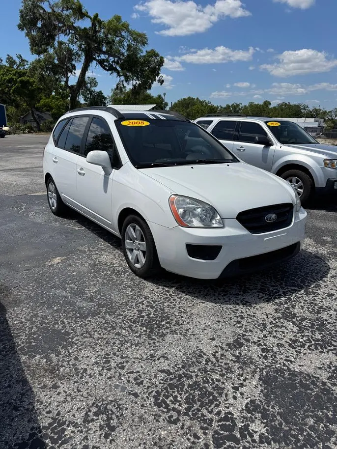 2008 Kia Rondo