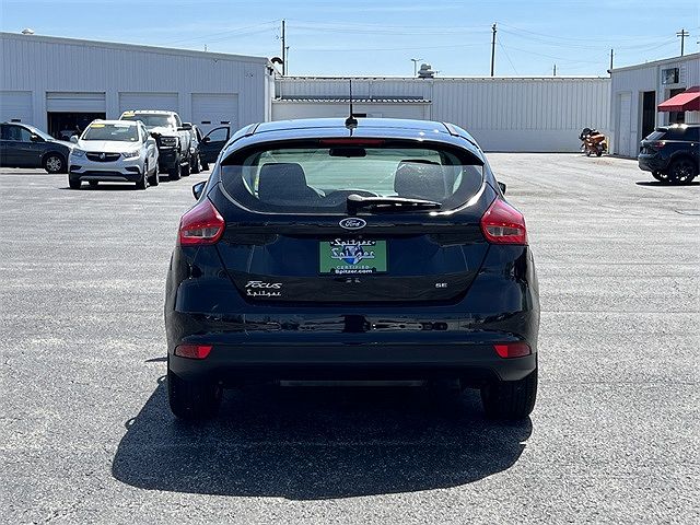 2018 Ford Focus SE image 5