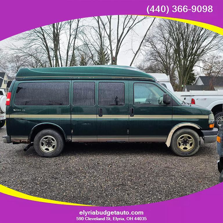 2003 Chevrolet Express 1500 image 3