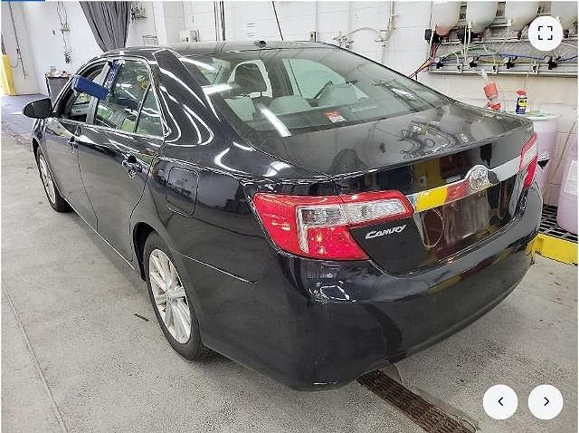 2012 Toyota Camry XLE image 3