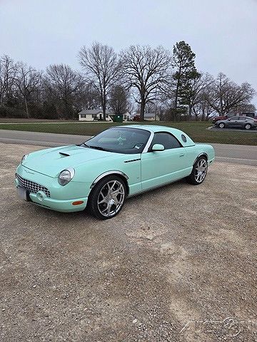 2004 Ford Thunderbird