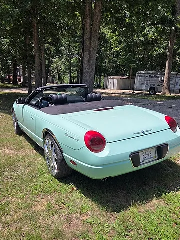 2004 Ford Thunderbird