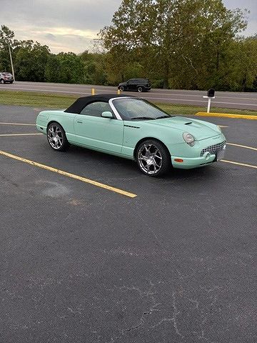2004 Ford Thunderbird