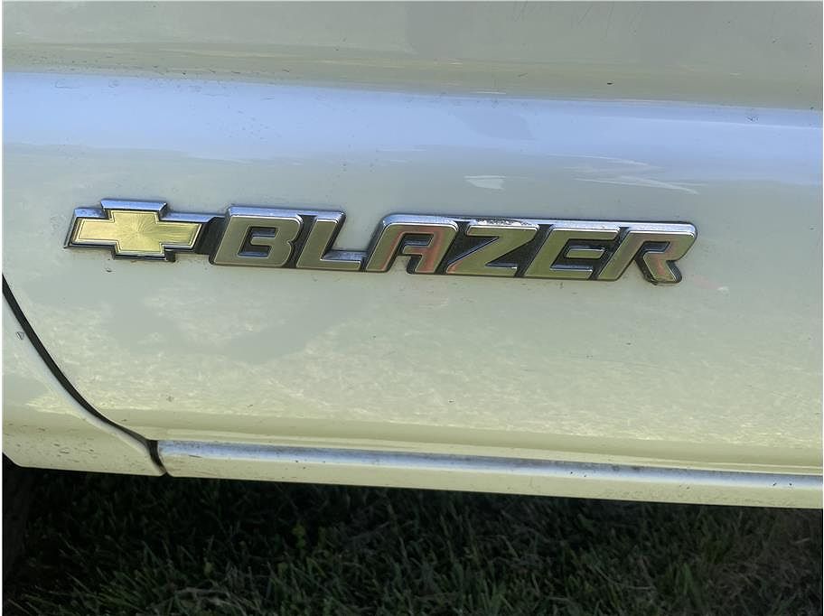 2002 Chevrolet Blazer null image 20
