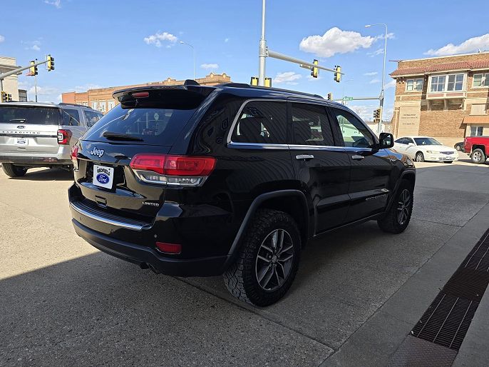 2017 Jeep Grand Cherokee