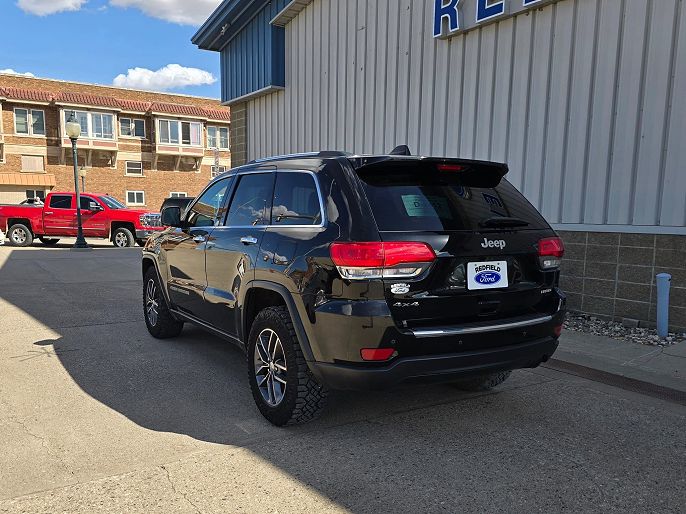 2017 Jeep Grand Cherokee