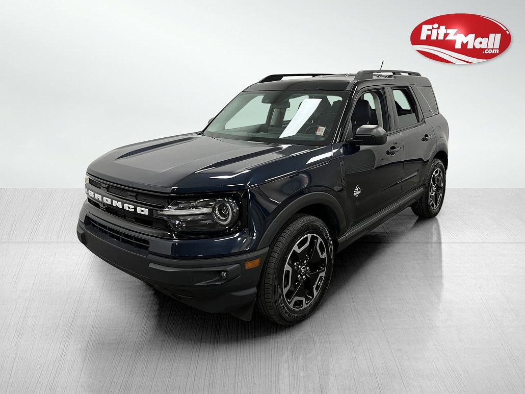 2021 Ford Bronco Sport Outer Banks image 2