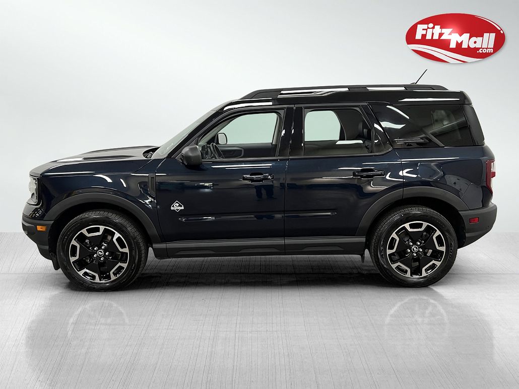 2021 Ford Bronco Sport Outer Banks image 3