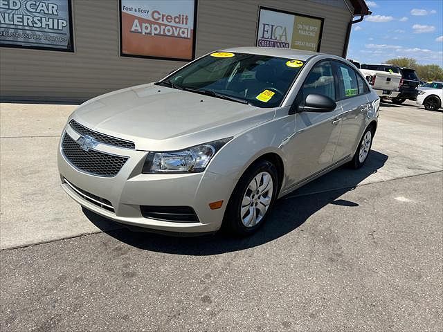 2011 Chevrolet Cruze LT image 0