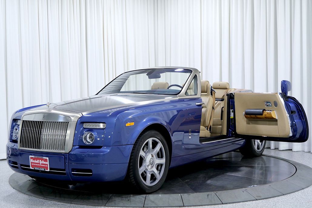 2010 Rolls-Royce Phantom Drophead image 3