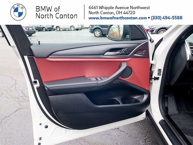 2023 BMW X4 xDrive30i image 5