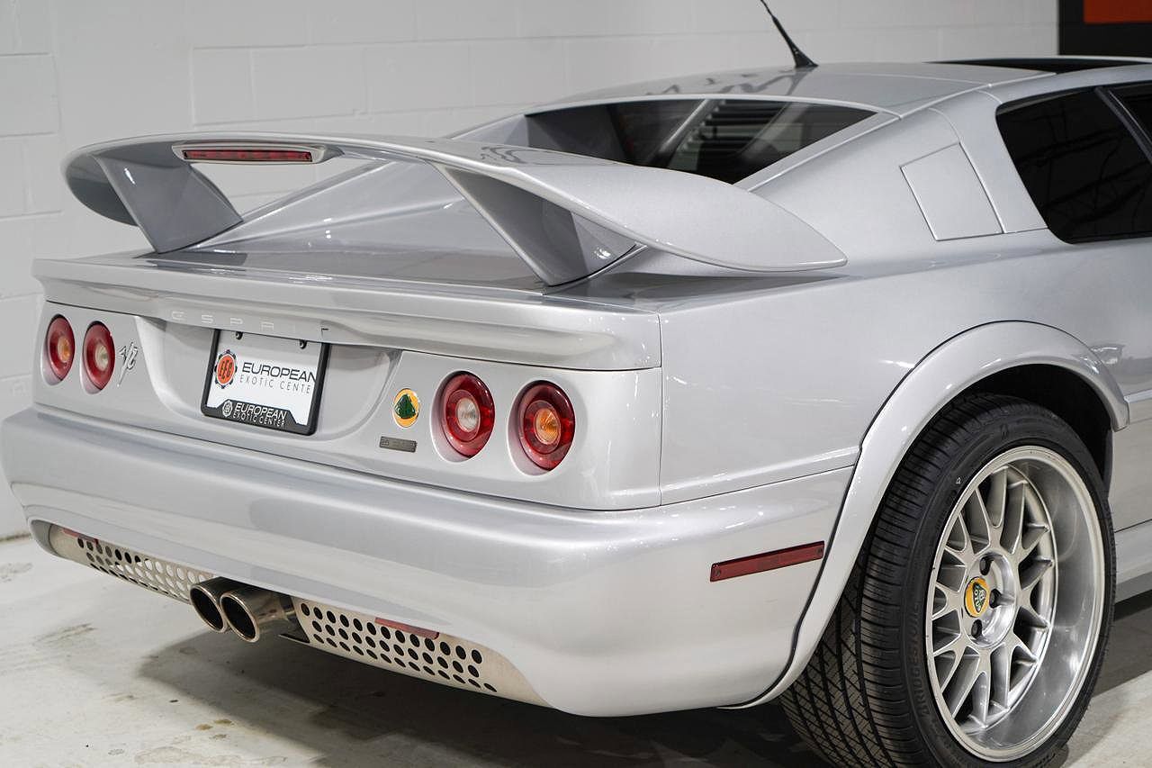 2002 Lotus Esprit