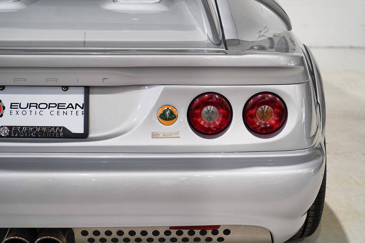 2002 Lotus Esprit