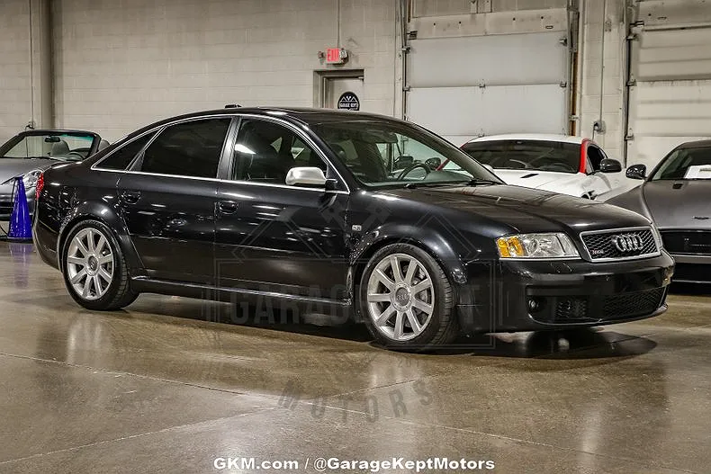 2003 Audi RS6 null image 0