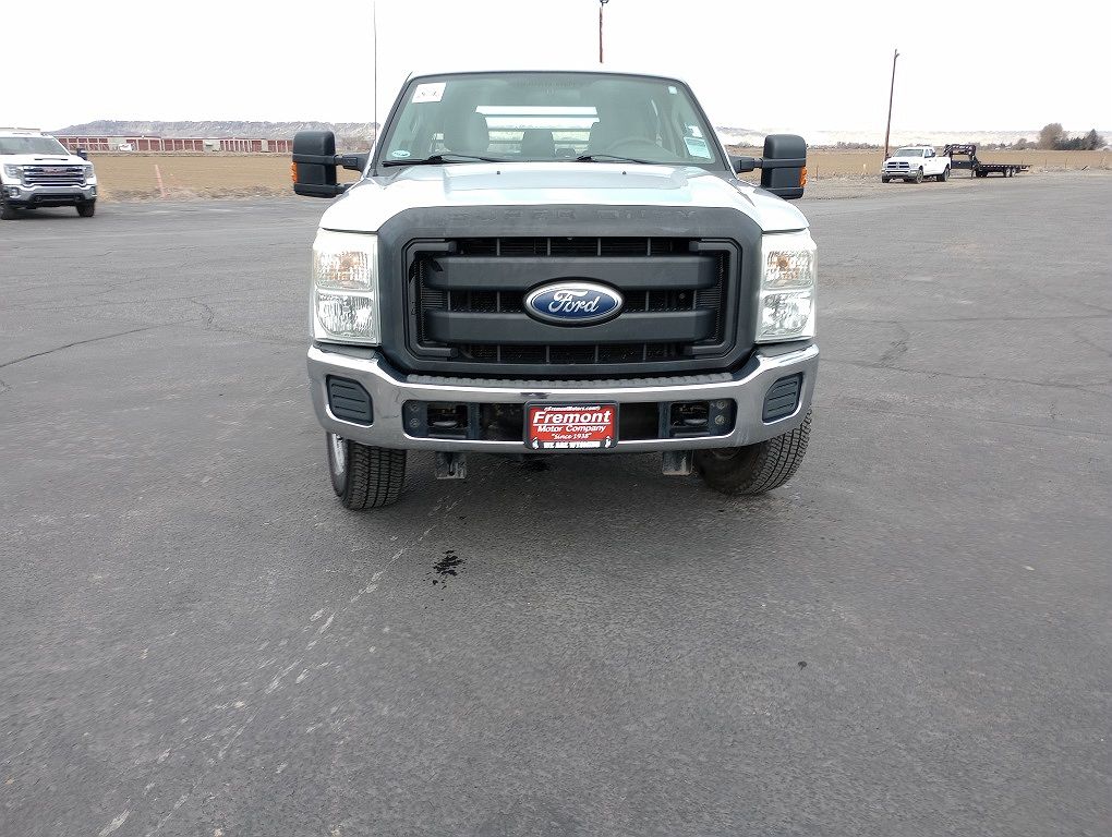 2011 Ford F-250 XL image 2