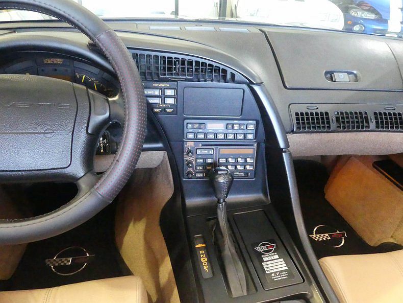 1992 Chevrolet Corvette null image 56