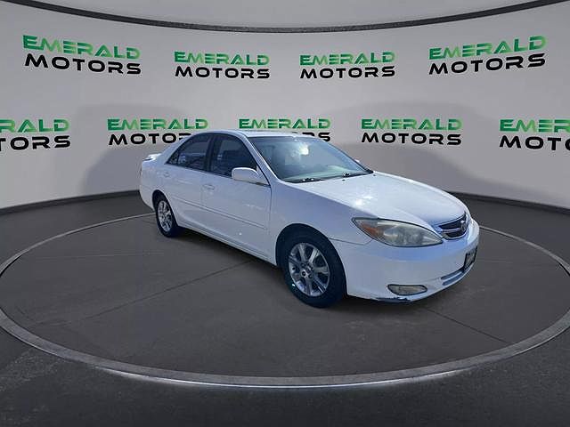 2004 Toyota Camry XLE image 0