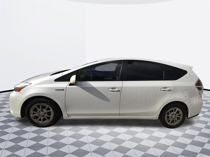 2013 Toyota Prius v