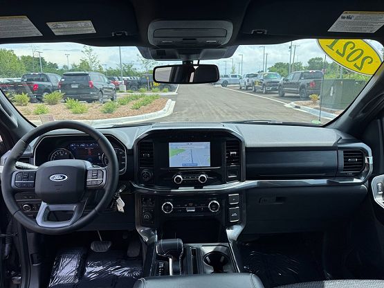 2021 Ford F-150 XLT photo 10