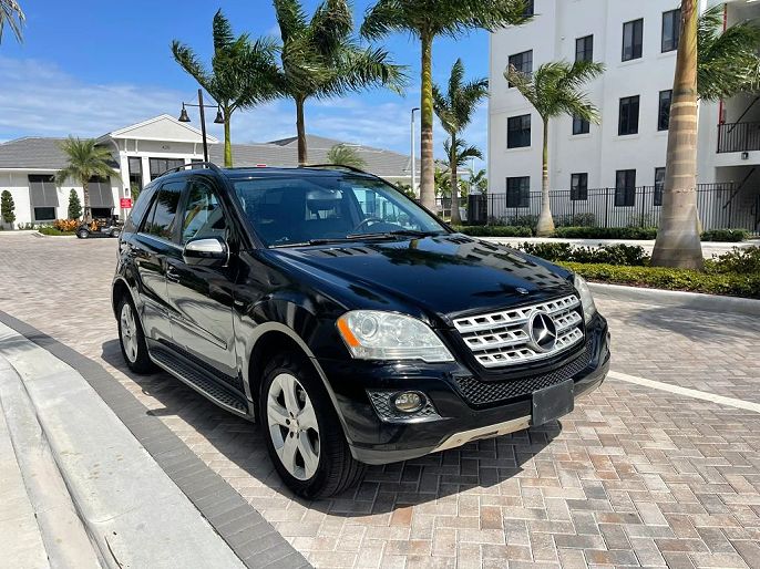2010 Mercedes-Benz M-Class