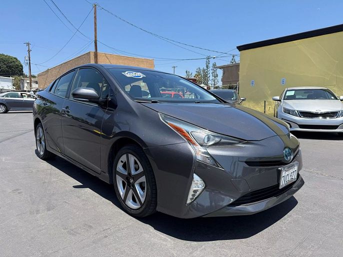 2016 Toyota Prius