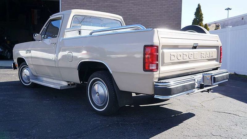 1984 Dodge Ram 150 null image 3