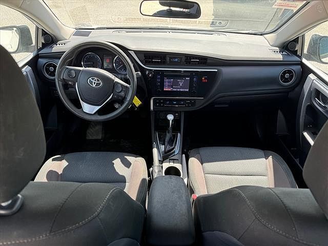 2018 Toyota Corolla LE image 3