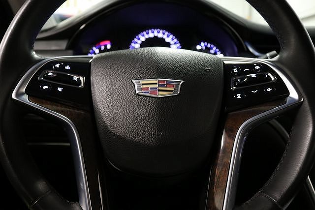 2016 Cadillac XTS Standard image 37
