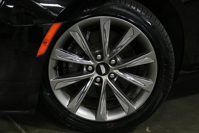 2016 Cadillac XTS Standard image 7