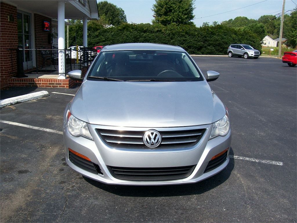 2012 Volkswagen CC Sport image 2